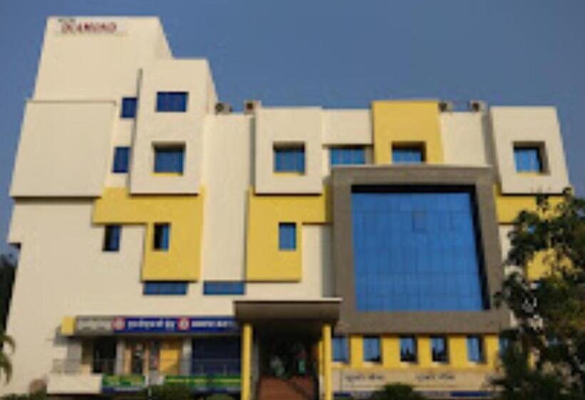 ホテル Diamond Devgad