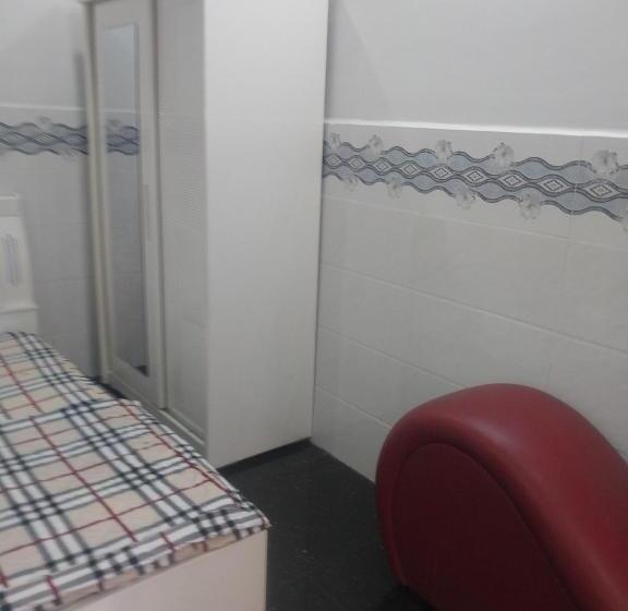 هتل Khách Sạn Thiên Phú