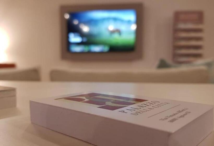 Отель Palazzo Della Città