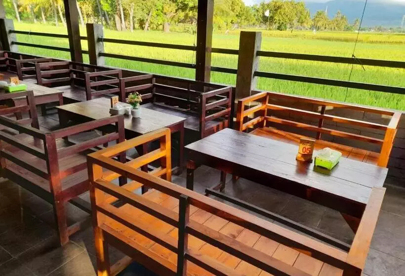 ホテル Puri Lestari Official