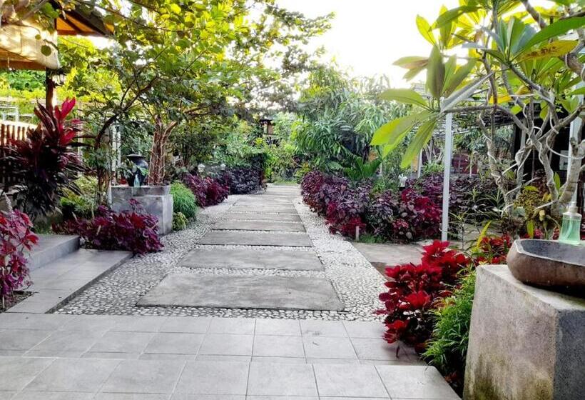 Отель Puri Lestari Official