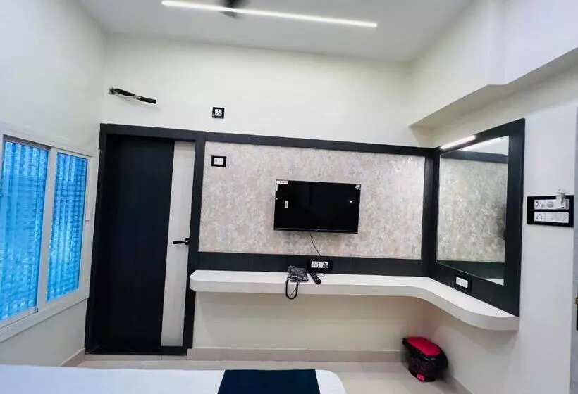 Hotelli Sree Jee Paying Guest House
