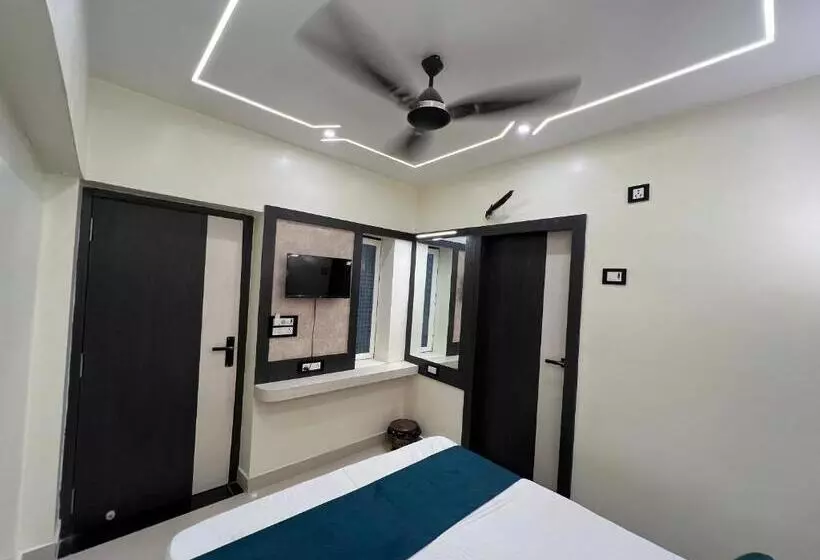 Hotelli Sree Jee Paying Guest House
