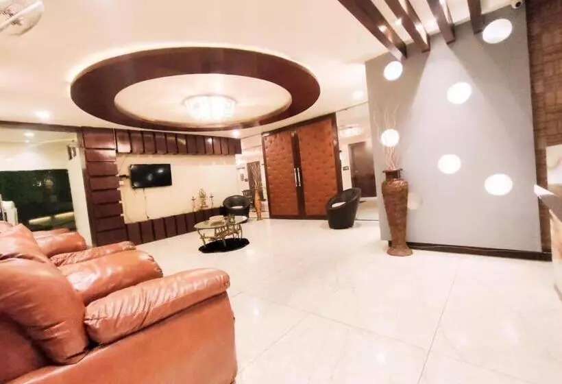 ホテル The Royal, Sehore