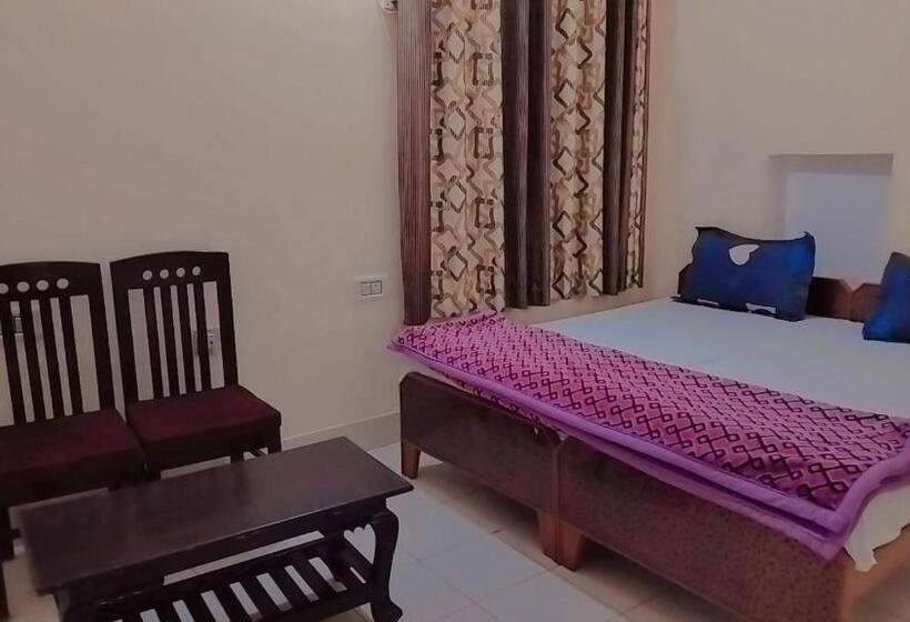 Отель Tiger Guest House & Restaurant