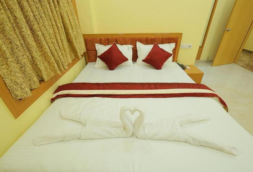 Lotus Hotel And Banquet