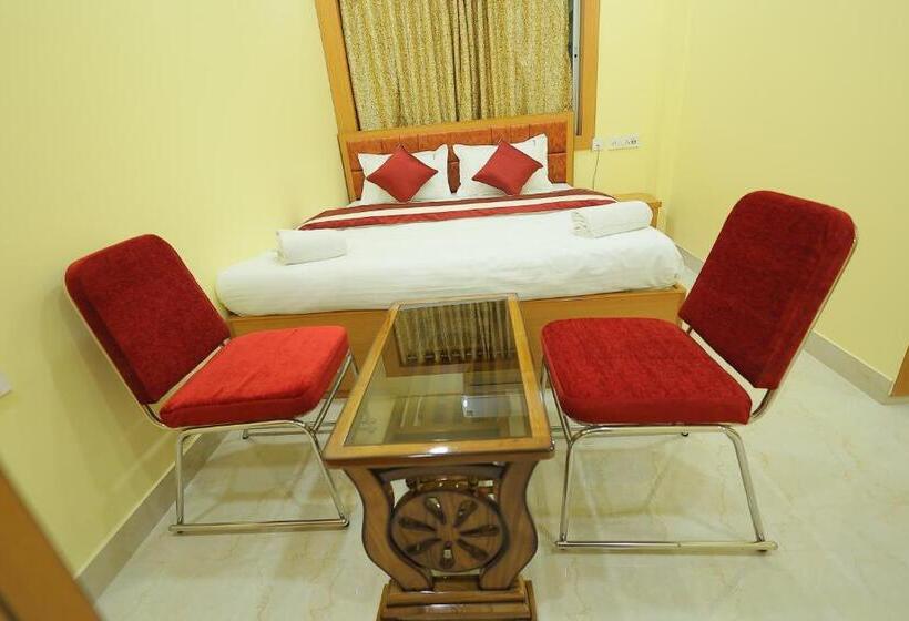 Lotus Hotel And Banquet