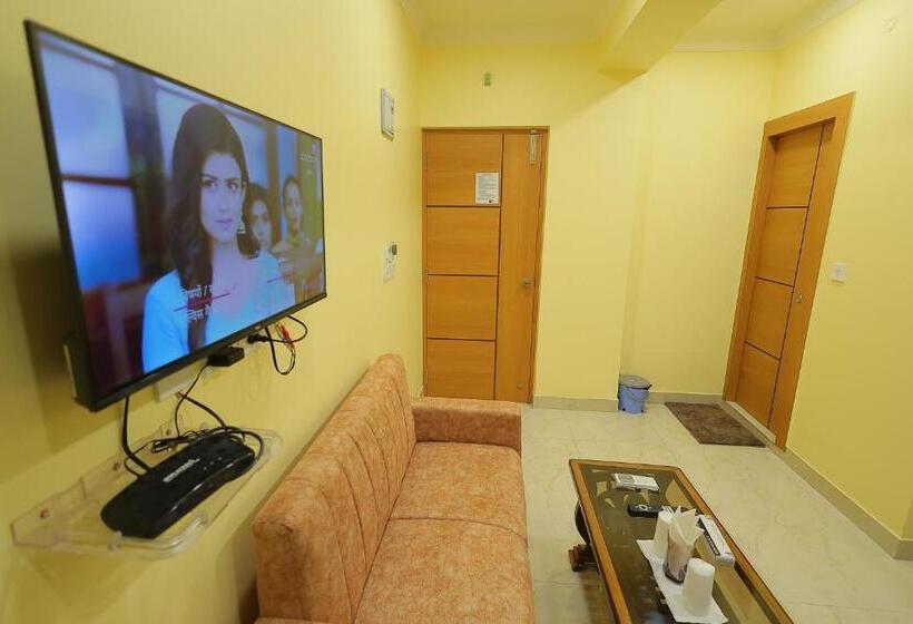 Lotus Hotel And Banquet