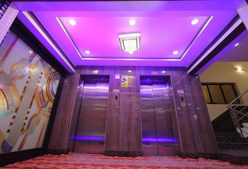 Lotus Hotel And Banquet