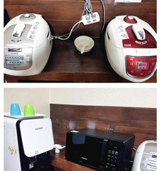 פנסיון 708 Oneroom Tel