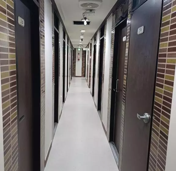 ペンション 708 Oneroom Tel