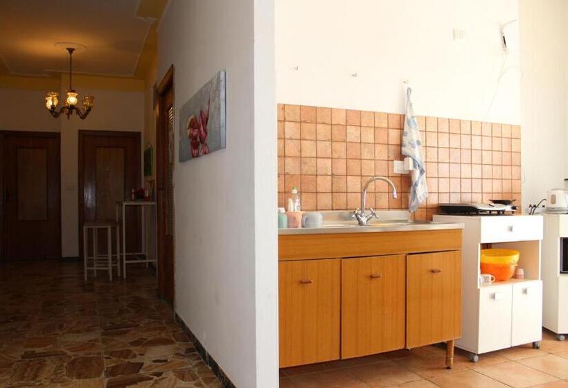 펜션 Alghero Budget