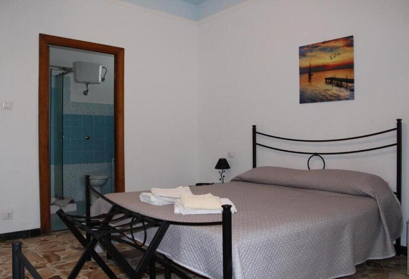 펜션 Alghero Budget