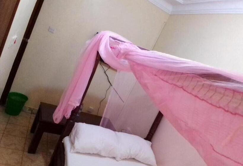 پانسیون Dreams Lodge