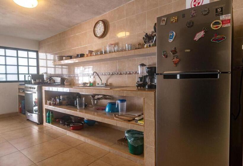 Majatalo Hostal Casa Cucu   Wifi, Hot Water, Ac, Free Water Refill   Stay 3 Nights Or More And Get 1 Day Free