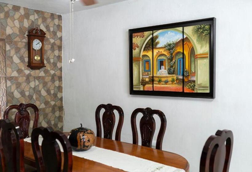 Majatalo Hostal Casa Cucu   Wifi, Hot Water, Ac, Free Water Refill   Stay 3 Nights Or More And Get 1 Day Free