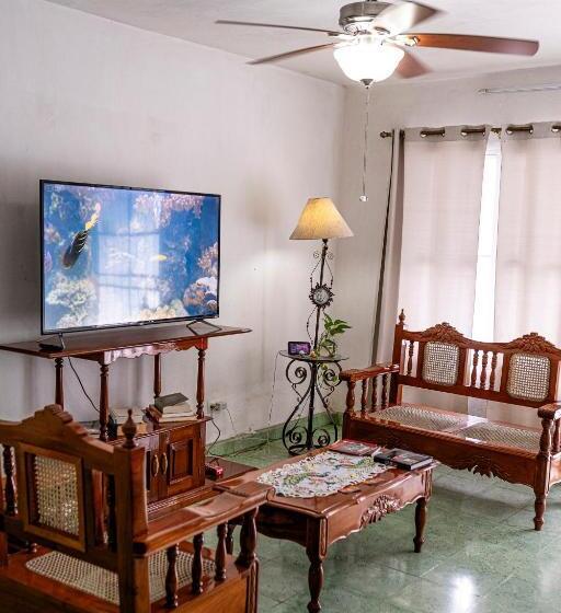 Majatalo Hostal Casa Cucu   Wifi, Hot Water, Ac, Free Water Refill   Stay 3 Nights Or More And Get 1 Day Free
