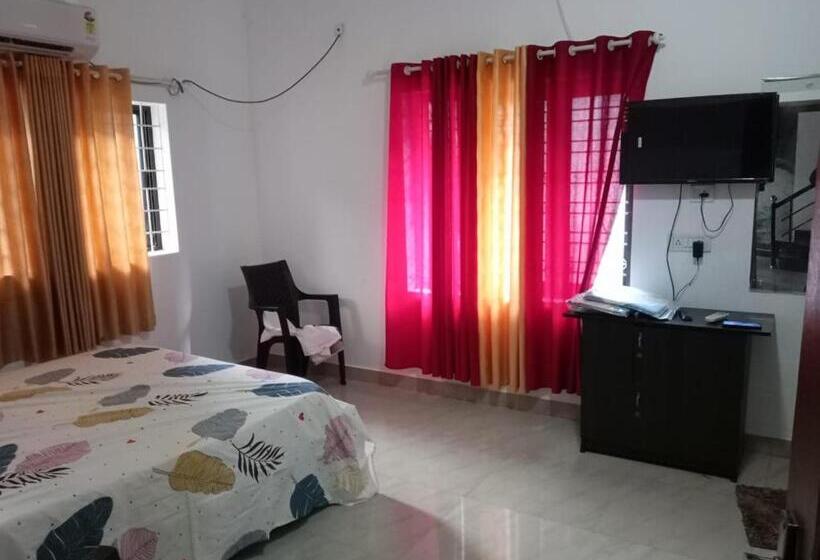 ペンション Malanad Guest House