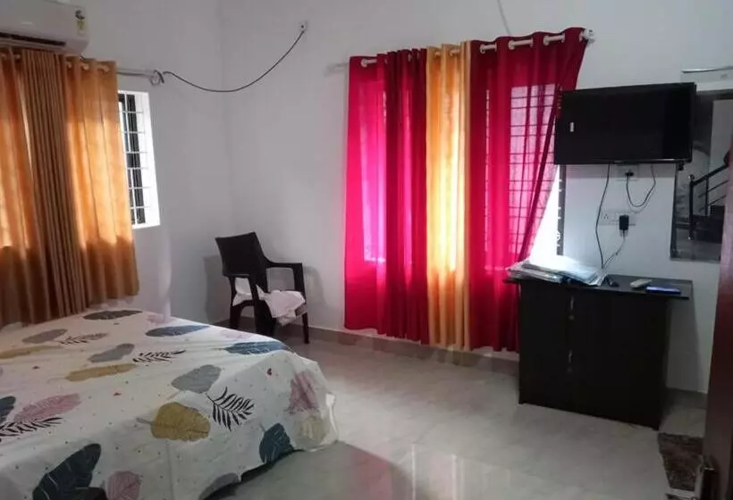 ペンション Malanad Guest House
