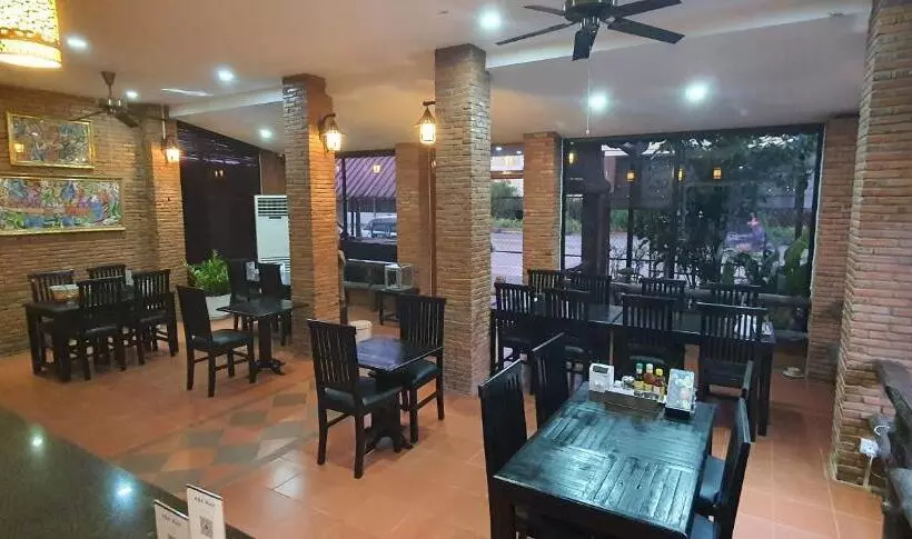 پانسیون Only One Boutique, Restaurant, Cafe