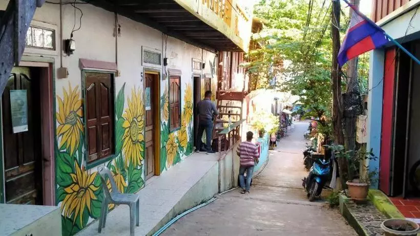 پانسیون Sunflower Guesthouse Koh Rong