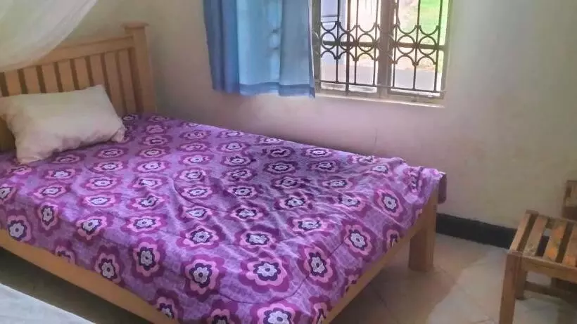 پانسیون Via Sun Flower Guesthouse