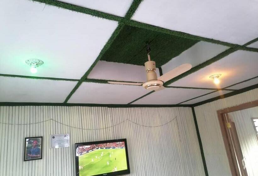 فندق صغير A Stay On River