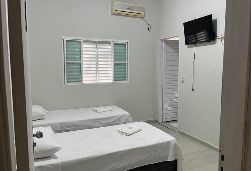 Herberge E Pousada 3 Irmãos