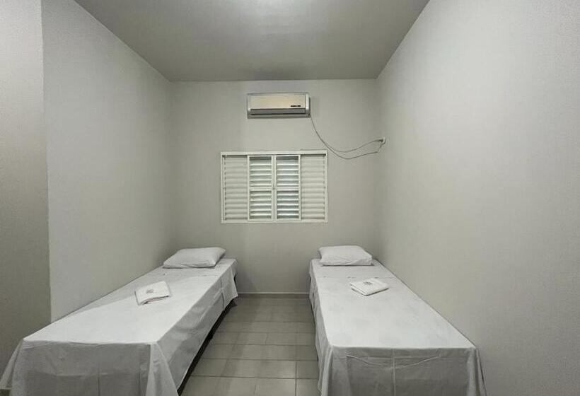 Herberge E Pousada 3 Irmãos