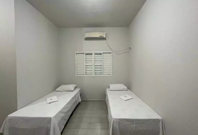 ユースホステル E Pousada 3 Irmãos