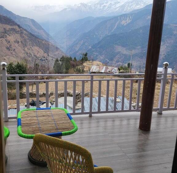 مبيت وإفطار Raithal Jungle Resort