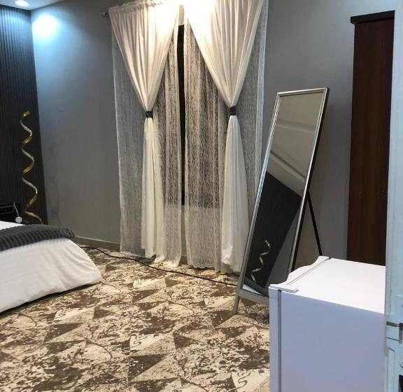 בית מלון כפרי رويال تايم للضيافة