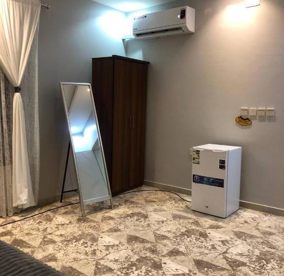 בית מלון כפרי رويال تايم للضيافة