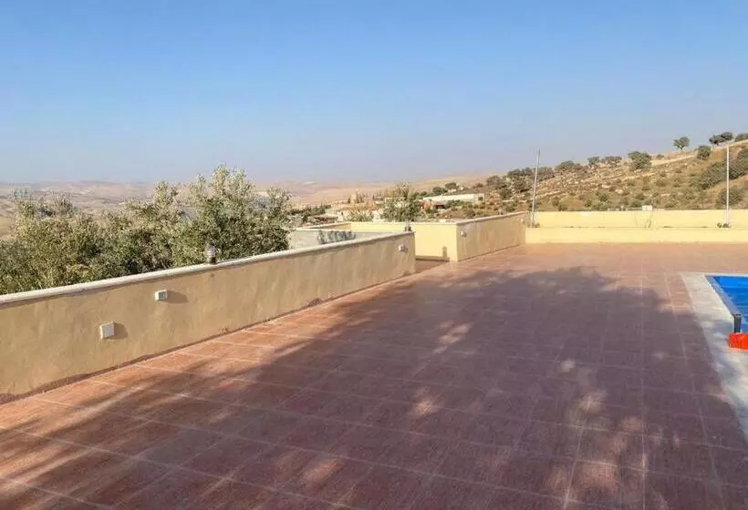 هتل Amman Landscape Farm