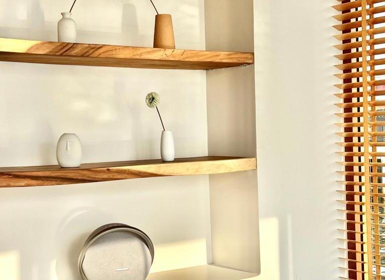 Hotel De Ocean Land เดอ โอเชี่ยนแลนด์ เกาะล้าน