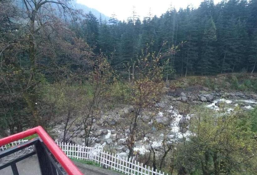 Hotel Dev Inn With Heated Room And Scenic Balcony