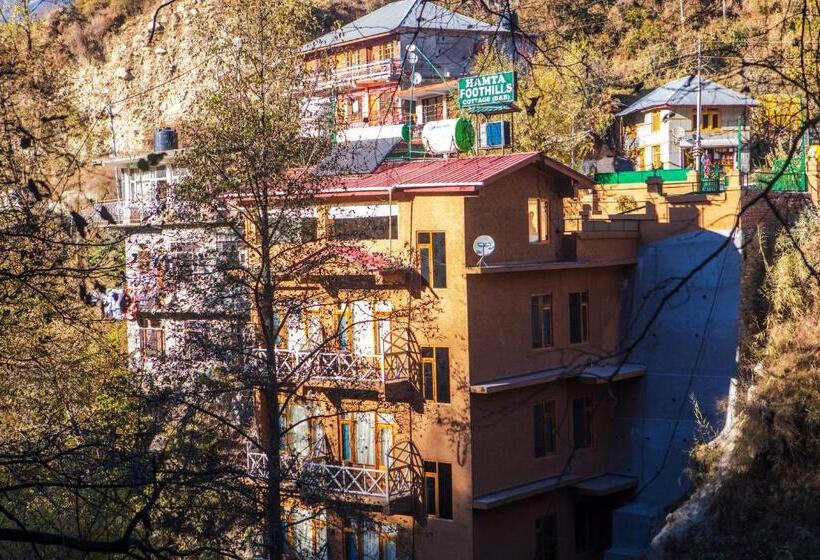 ホテル Hamta Foothills Cottage