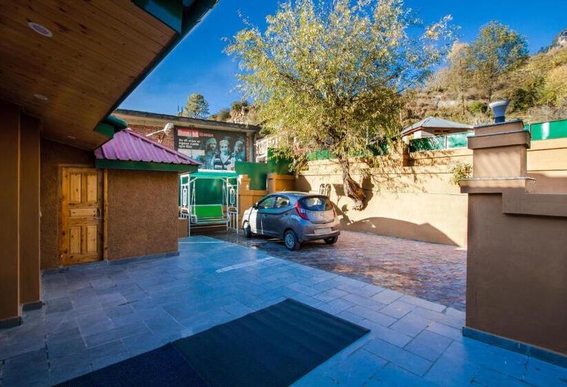 ホテル Hamta Foothills Cottage