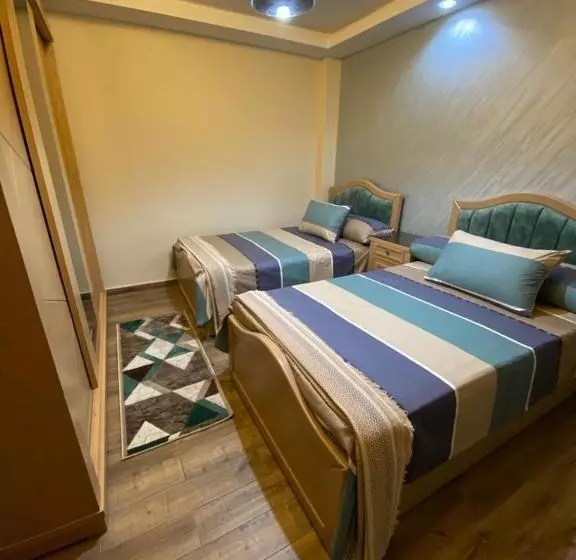 هتل Hi Alex Apartments