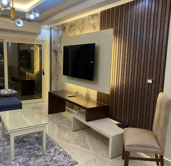 هتل Hi Alex Apartments