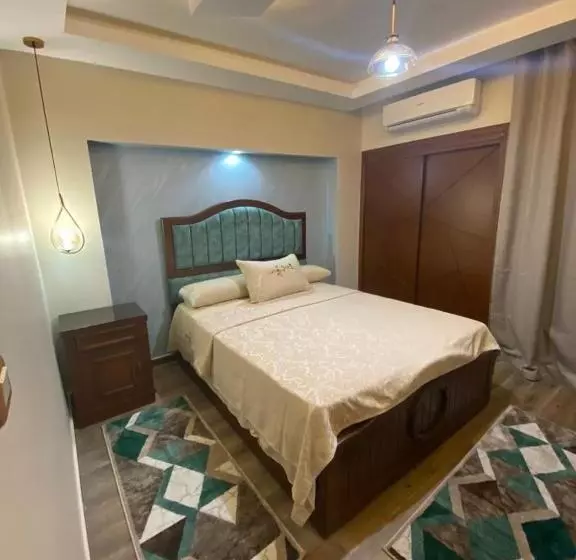 هتل Hi Alex Apartments