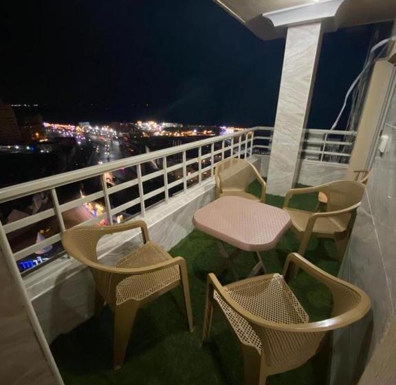 هتل Hi Alex Apartments