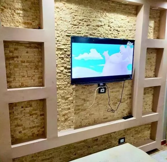 هتل Hi Alex Apartments