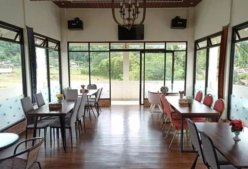 ホテル Lembang