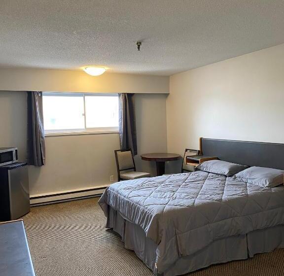 בית מלון כפרי Nechako Valley Inn