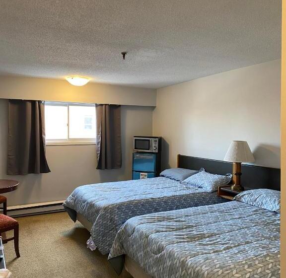 בית מלון כפרי Nechako Valley Inn