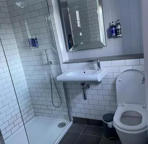 ホテル The Angler, Oakham