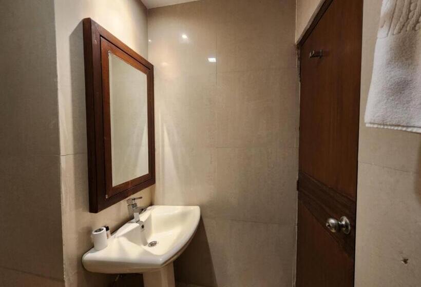 酒店 Royal Ark   Kasauli