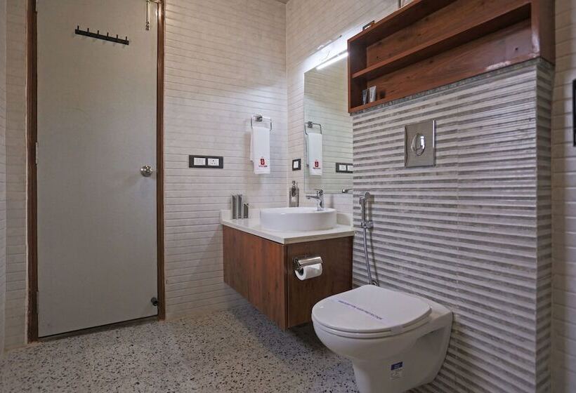 ホテル White Rock Sector 68 Sohna Road