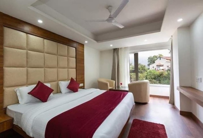 ホテル White Rock Sector 68 Sohna Road